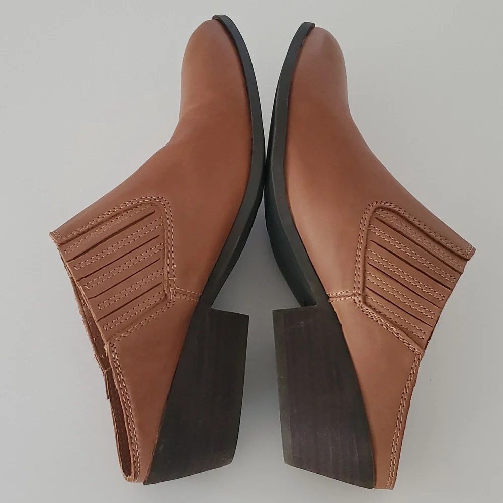 House of Harlow 1960 "Rowen" Western Slip-On Mule in Wheat-Colored Brown… - Picture 4 of 9